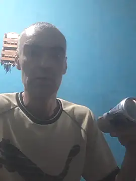 hugosafado333 online show from 10/14/25, 02:56