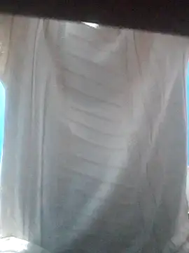 hugosafado333 online show from 10/25/25, 04:44