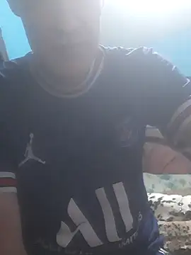 hugosafado333 online show from 10/11/25, 10:44