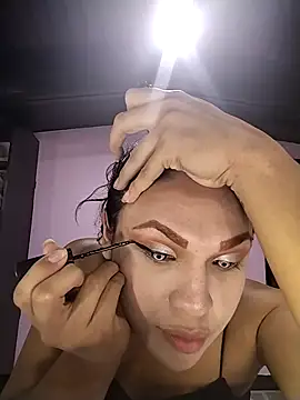 Snapshot of kimCosseyy chatting on 02/06/26, 02:07 kimCosseyy online show from 02/06/26, 02:07