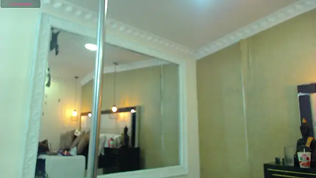 Snapshot of kimCosseyy chatting on 03/09/25, 02:07 kimCosseyy online show from 03/09/25, 02:07