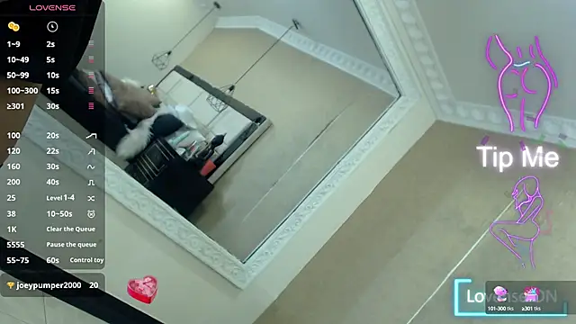 Snapshot of kimCosseyy chatting on 03/22/25, 07:04 kimCosseyy online show from 03/22/25, 07:04
