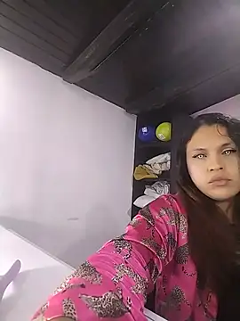 kimCosseyy online show from 05/18/26, 02:01