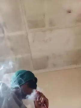 izinjamfee2 online show from 09/29/25, 09:27