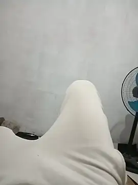 izinjamfee2 online show from 03/23/26, 04:07