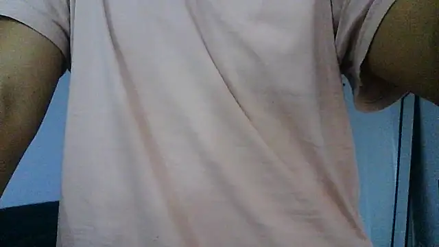 Snapshot of Yerucita chatting on 06/30/26, 08:09 Yerucita online show from 06/30/26, 08:09