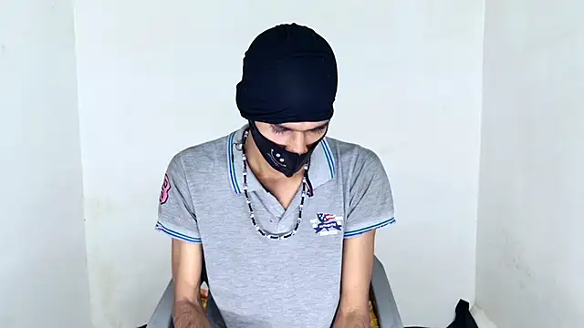 Snapshot of Habibi_big_b chatting on 12/05/25, 07:07 Habibi big b online show from 12/05/25, 07:07