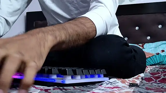 Habibi big b online show from 03/23/26, 01:55