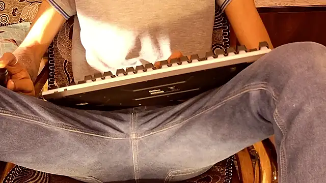 Habibi big b online show from 03/11/26, 11:48