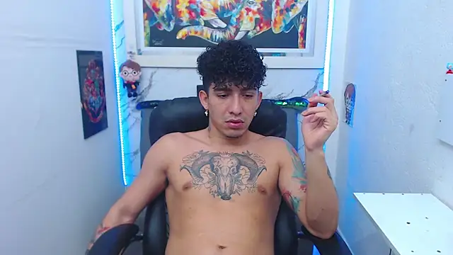 targuerian22 online show from 12/01/25, 02:51