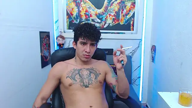 targuerian22 online show from 11/12/25, 02:26