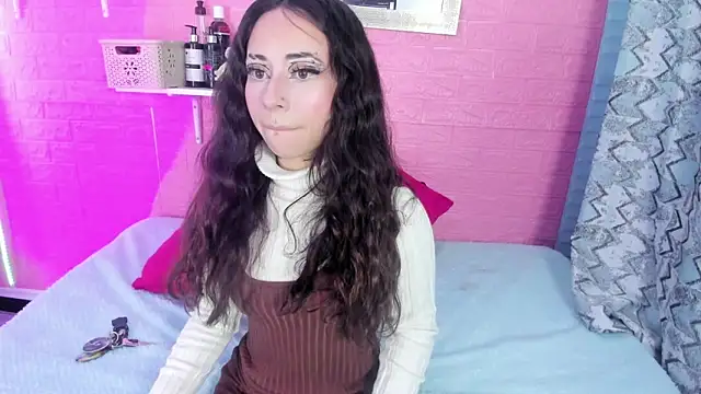 hanna  azumi online show from 11/05/25, 12:14