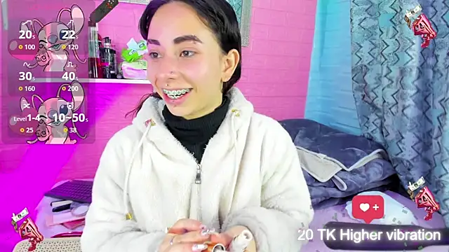 hanna  azumi online show from 11/08/25, 04:05