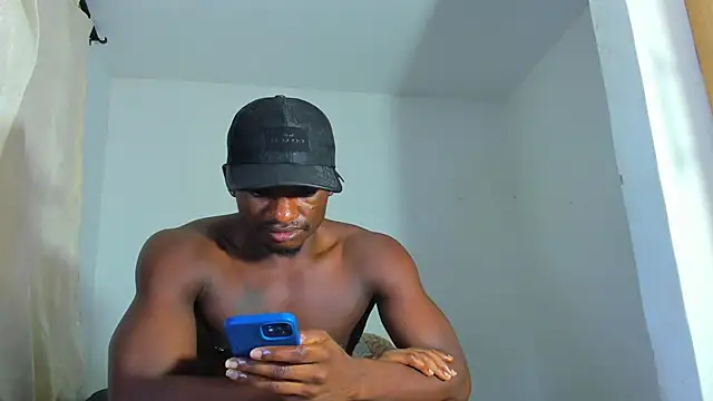 Snapshot of edwin_mosquera1 chatting on 09/19/25, 10:47 edwin mosquera1 online show from 09/19/25, 10:47