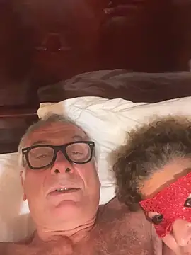 4n4l1zz4m1 online show from 04/11/26, 11:08