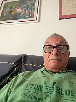 4n4l1zz4m1 online show from 11/09/25, 12:09