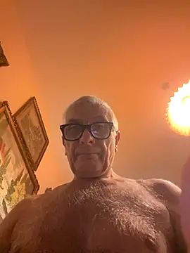 4n4l1zz4m1 online show from 11/02/25, 12:48