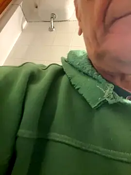 4n4l1zz4m1 online show from 12/01/25, 05:47