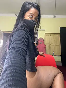 Snapshot of Hot-Diya21 chatting on 03/08/25, 03:17 Hot-Diya21 online show from 03/08/25, 03:17