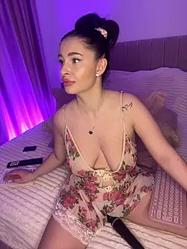 GraceCarther online show from 11/12/25, 05:17