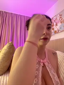 Snapshot of GraceCarther chatting on 04/06/26, 07:04 GraceCarther online show from 04/06/26, 07:04