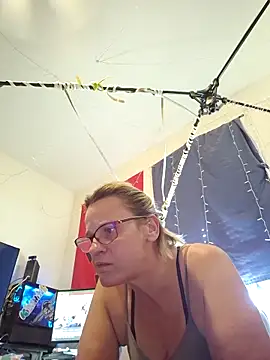 lit702 online show from 10/29/25, 10:20