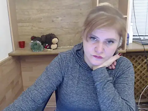 DaniellaKiss online show from 01/12/26, 04:47