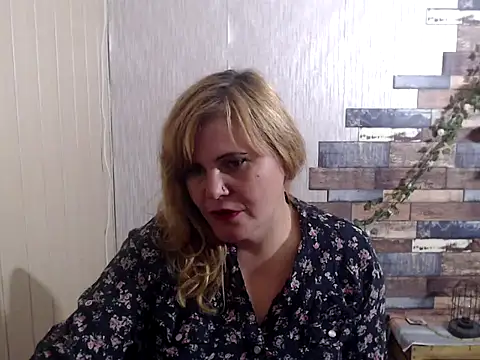 DaniellaKiss online show from 09/11/25, 08:20