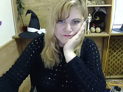 DaniellaKiss online show from 10/27/25, 07:31