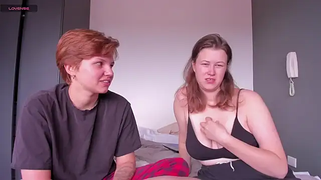 jessica tenderly online show from 09/15/25, 04:29