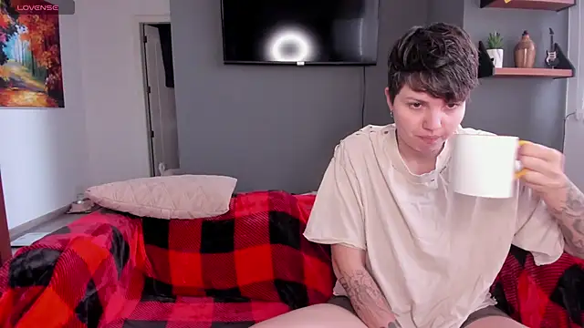 Snapshot of jessica_tenderly chatting on 02/19/26, 03:20 jessica tenderly online show from 02/19/26, 03:20