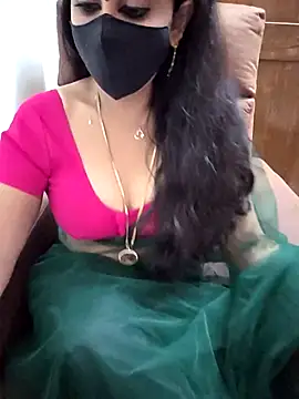 Snapshot of Roja-Telugu777 chatting on 12/18/25, 04:50 Roja-Telugu777 online show from 12/18/25, 04:50