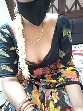 Snapshot of Roja-Telugu777 chatting on 09/08/25, 04:06 Roja-Telugu777 online show from 09/08/25, 04:06