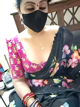 Snapshot of Roja-Telugu777 chatting on 11/04/25, 02:15 Roja-Telugu777 online show from 11/04/25, 02:15