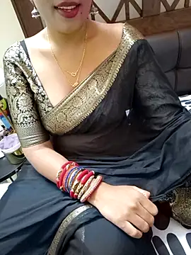 Snapshot of Roja-Telugu777 chatting on 11/05/25, 02:31 Roja-Telugu777 online show from 11/05/25, 02:31