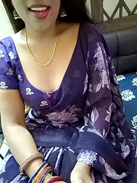 Snapshot of Roja-Telugu777 chatting on 09/17/25, 04:47 Roja-Telugu777 online show from 09/17/25, 04:47