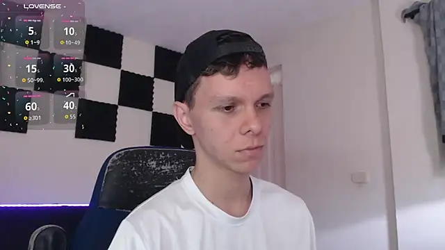 bryamado69 online show from 11/12/25, 12:31