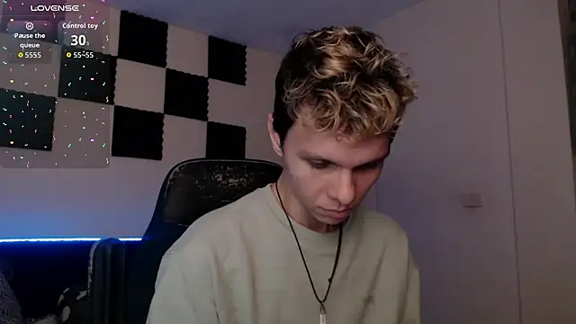 bryamado69 online show from 10/10/25, 01:06