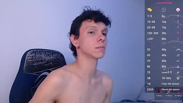 Snapshot of bryamado69 chatting on 05/18/26, 06:29 bryamado69 online show from 05/18/26, 06:29