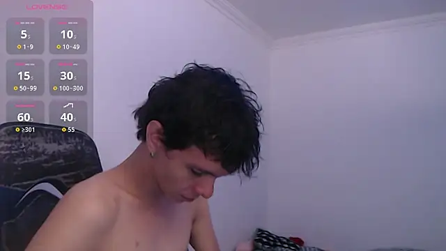 Snapshot of bryamado69 chatting on 05/07/26, 05:44 bryamado69 online show from 05/07/26, 05:44