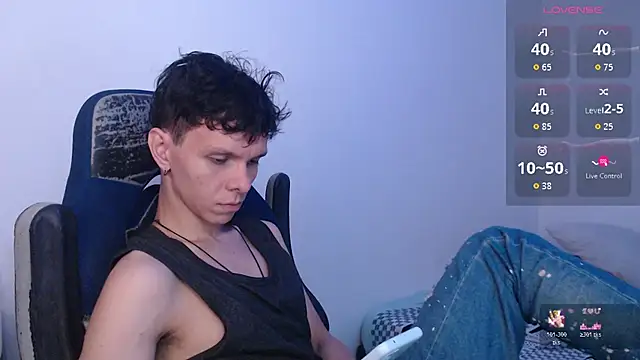 Snapshot of bryamado69 chatting on 06/19/26, 05:24 bryamado69 online show from 06/19/26, 05:24