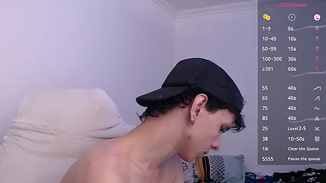 Snapshot of bryamado69 chatting on 05/31/26, 03:45 bryamado69 online show from 05/31/26, 03:45