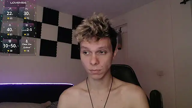 bryamado69 online show from 10/08/25, 10:43