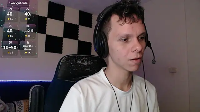 bryamado69 online show from 11/12/25, 12:26