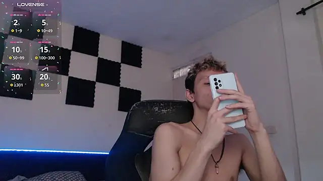 bryamado69 online show from 10/14/25, 02:17