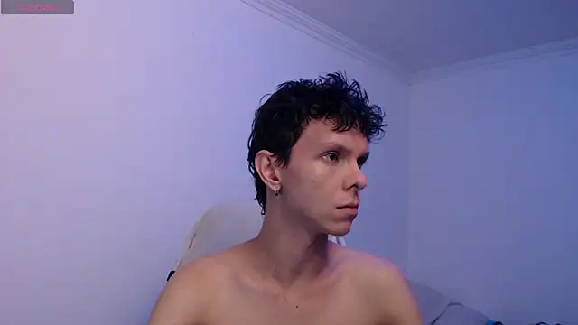 bryamado69 online show from 04/13/26, 07:45