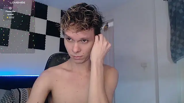 bryamado69 online show from 10/23/25, 07:01