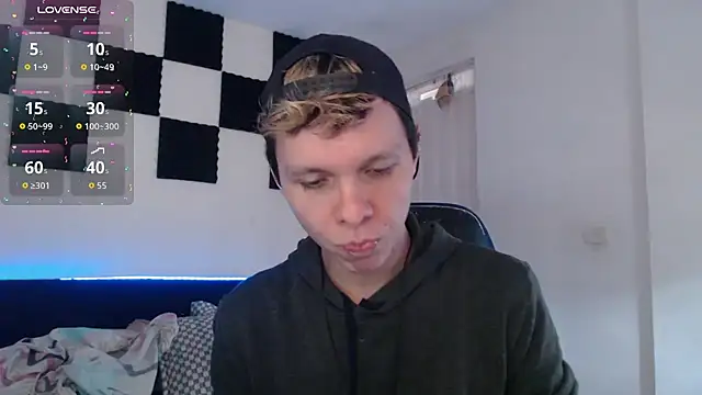 bryamado69 online show from 10/20/25, 12:38