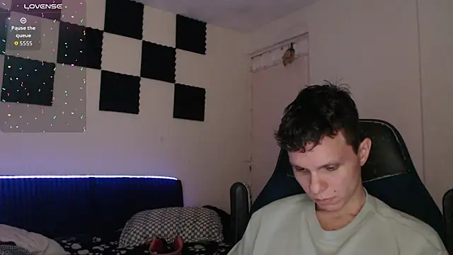 bryamado69 online show from 11/18/25, 03:43