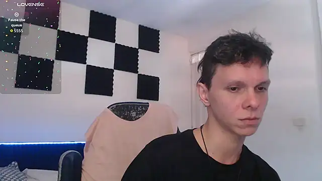 bryamado69 online show from 11/26/25, 03:56